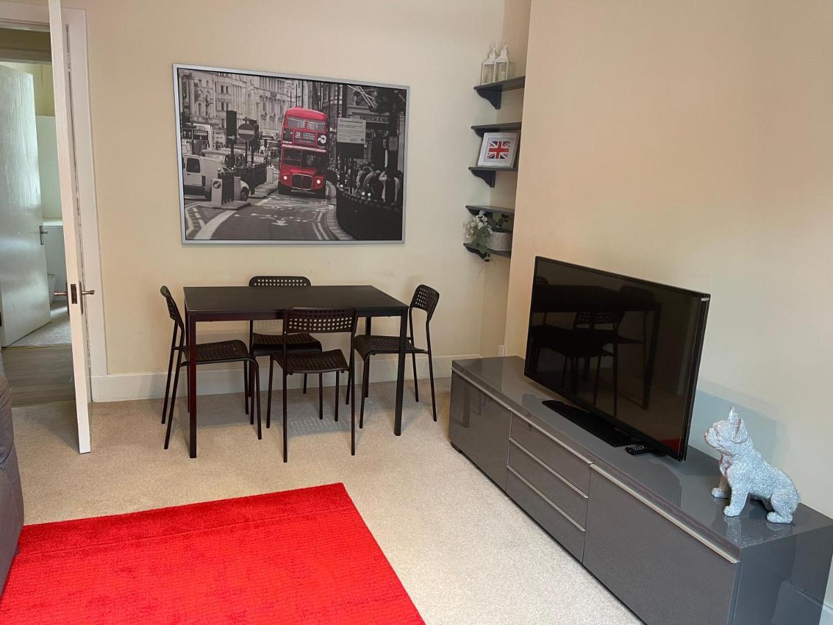 Beautiful 2 Bedroom Apartment- Prime Location, Aberdeen Centre Dış mekan fotoğraf