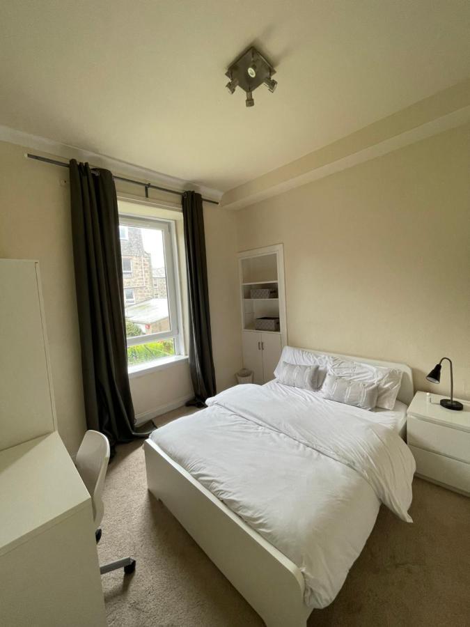 Beautiful 2 Bedroom Apartment- Prime Location, Aberdeen Centre Dış mekan fotoğraf